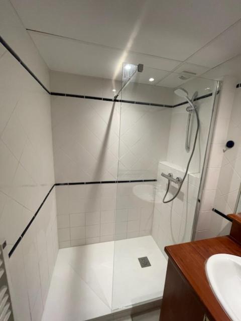 בטז-סור-מר Appartement Les Pieds Dans L'Eau מראה חיצוני תמונה